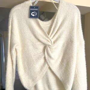 Brand new twist sweater Amercrombie & Fitch. With tags